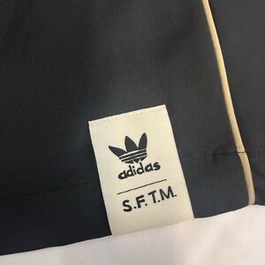 New with tags Adidas Black and Cream Sweater and Sweatpants  with Cream Accents